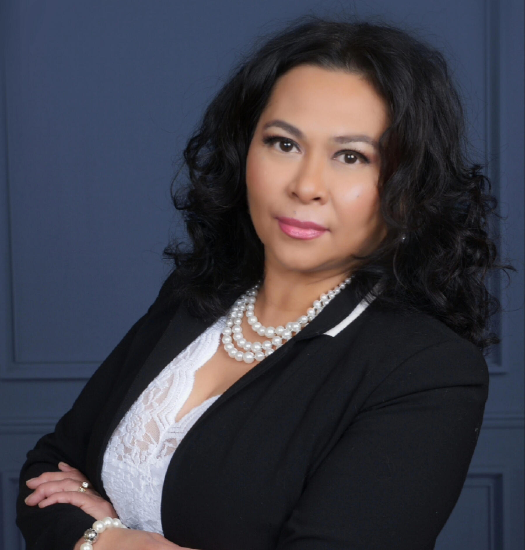 Photo of the author, Angelica R. Lowe.